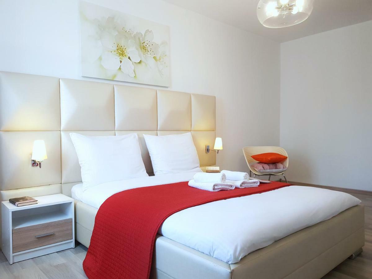 Warsaw Royal Stay Aleja Jana Pawla II Buitenkant foto